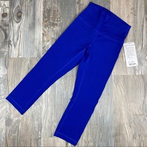 NEW Lululemon Wunder Under Crop Bright Blue size 4